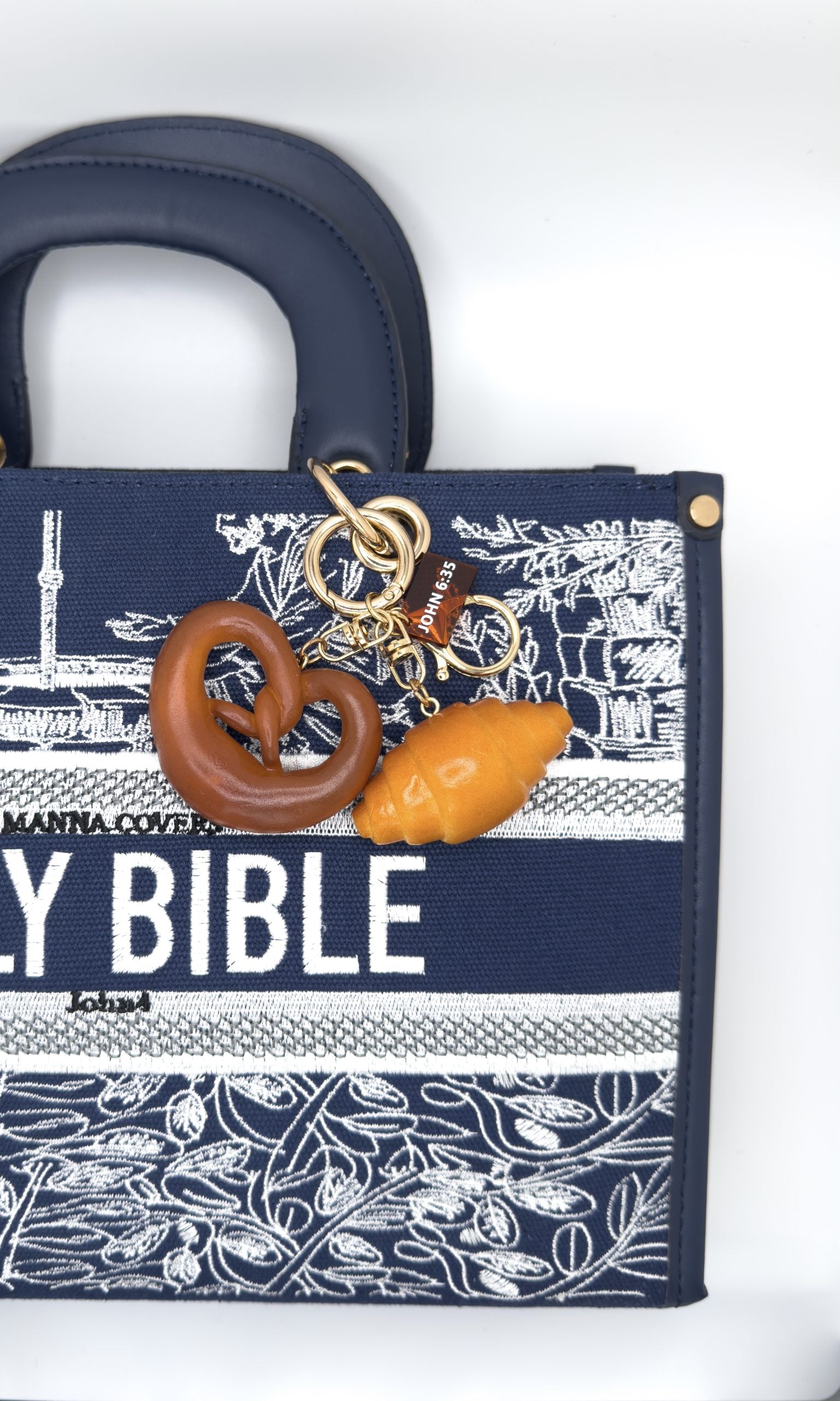 Bread of Life (bag charm) image 1